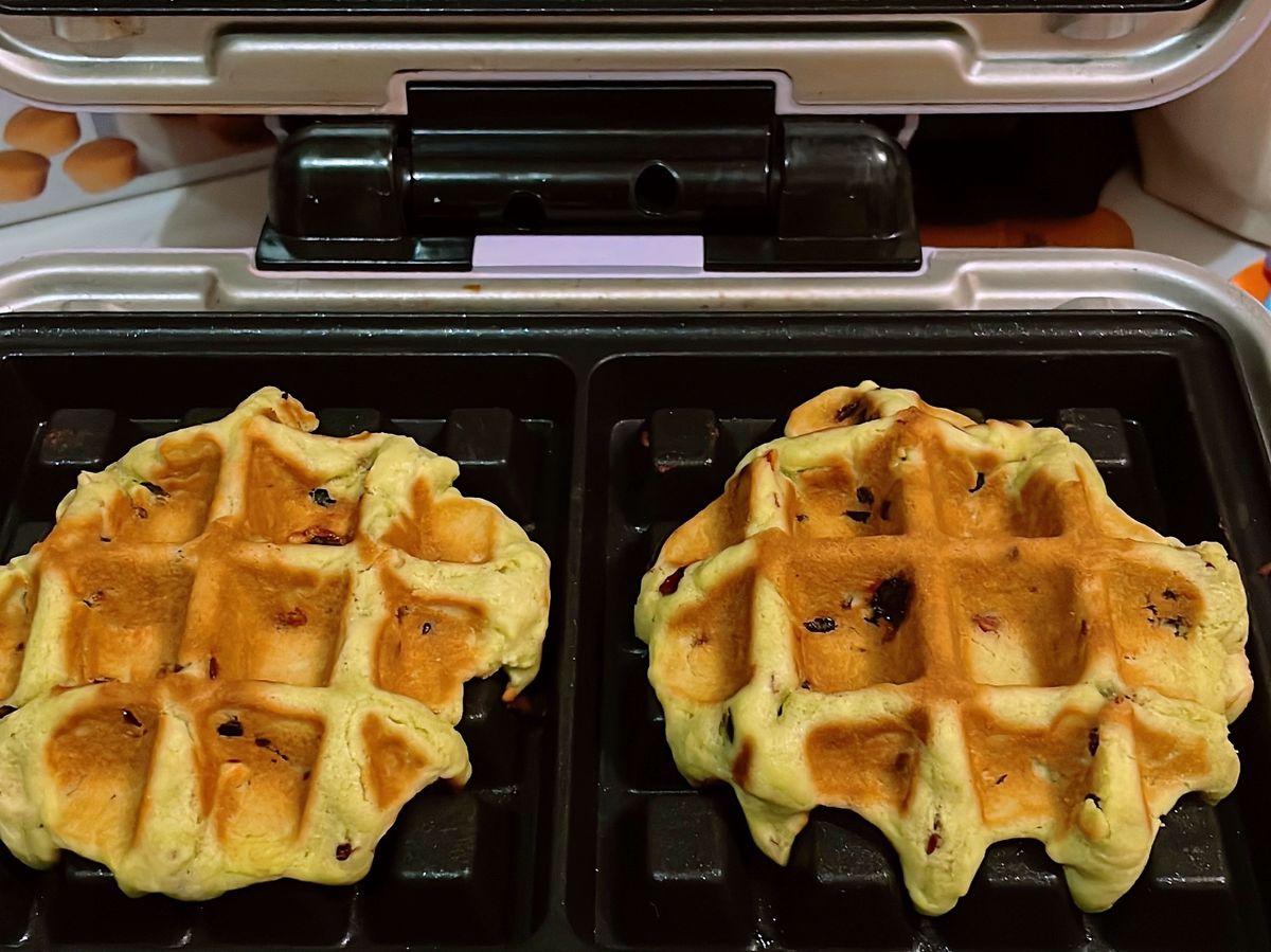 《甜蜜蜜》小V-抹茶蔓越莓堅果格子酥餅