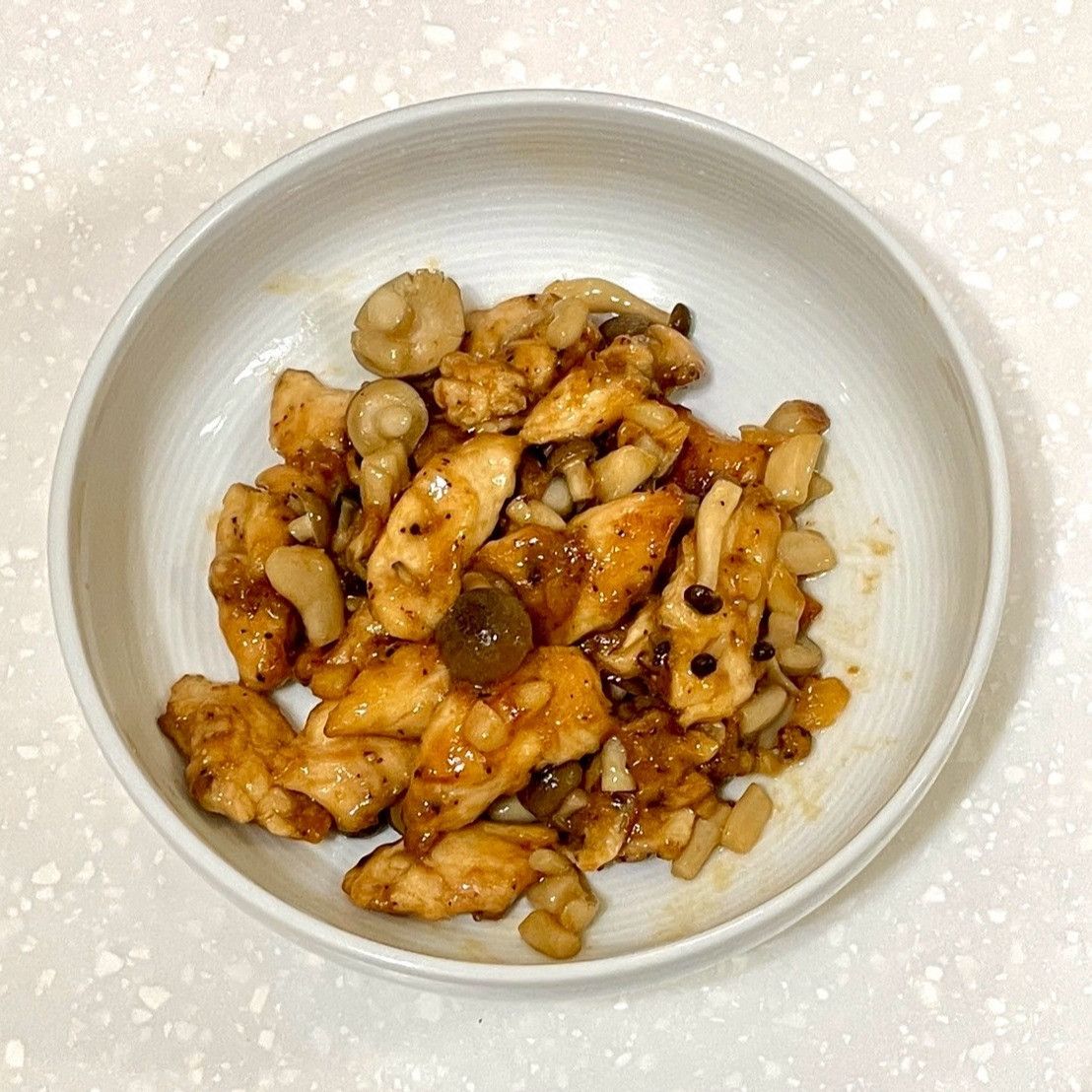 黑胡椒菇菇雞胸肉