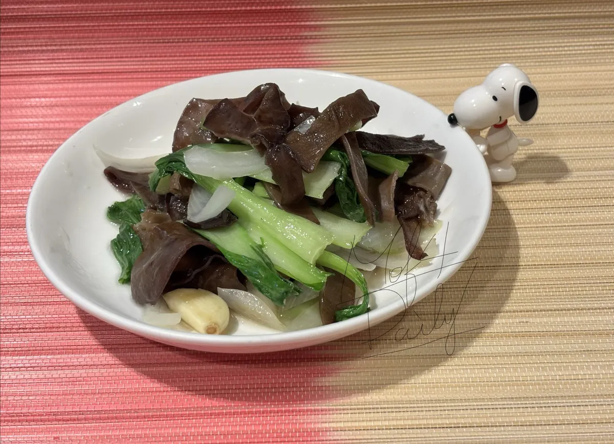 零廚藝系列：木耳炒青江菜