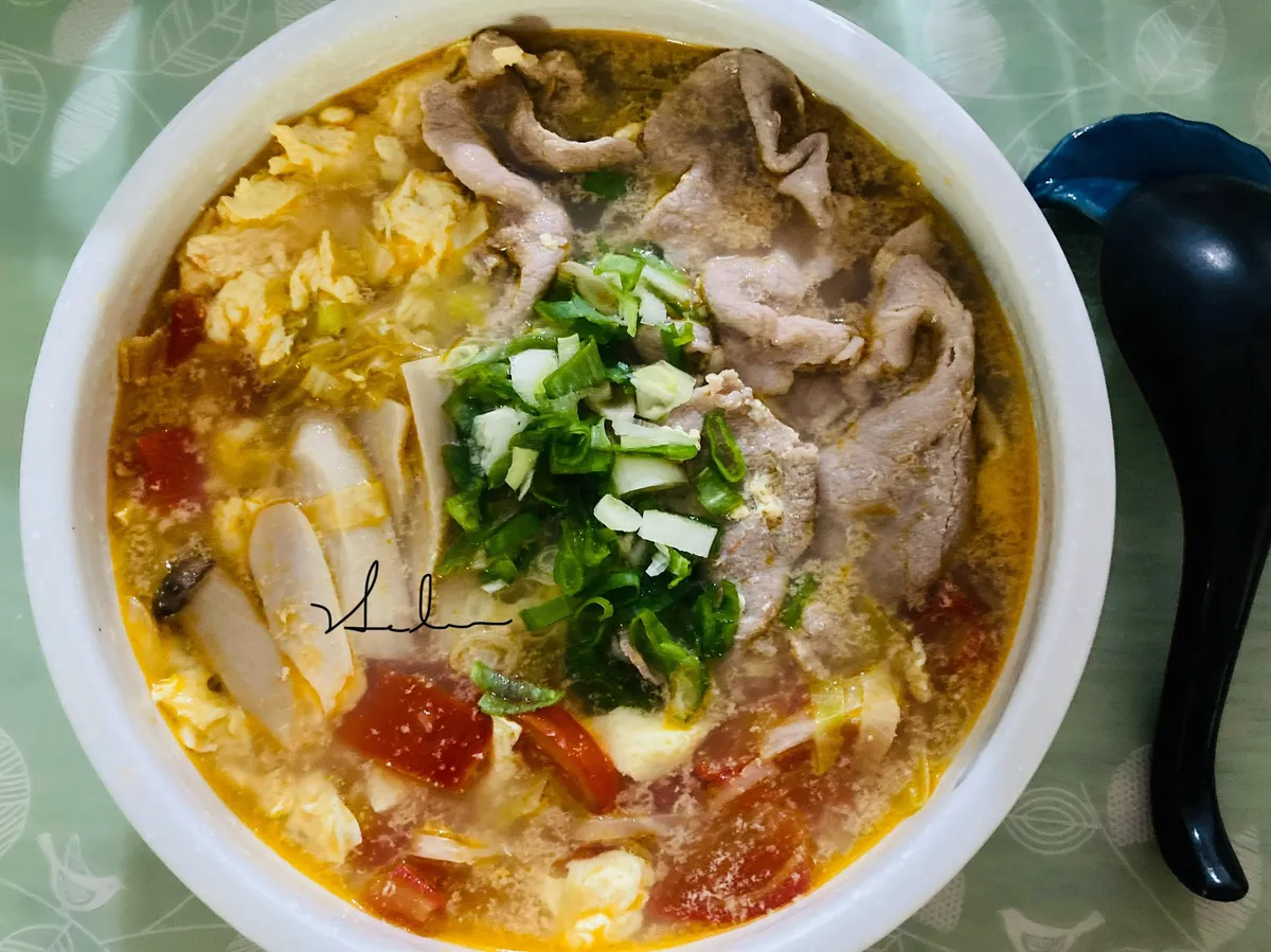 梅花肉片蕃茄湯/10分鐘