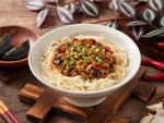 麻婆皮蛋肉醬麵 【李錦記麻婆豆腐用醬 】