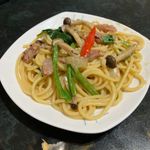 白醬台式香腸義大利麵