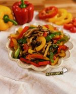 便當菜色｜牛油三色椒炒鴻喜菇
