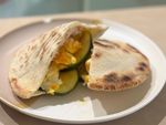 貝里斯蒜味辣鮪魚 Pita 餅（單人份）