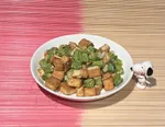 零廚藝系列：椒鹽油豆腐炒秋葵丁