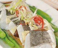 清蒸鱸魚腹排