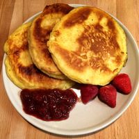 手作草莓厚片鬆餅 #深夜食堂豬氏會社