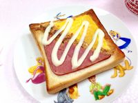 五分鐘快速早餐"牛肉起司火腿三明治