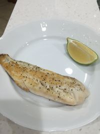 [減肥食譜] 簡單鮮甜！香煎鯛魚