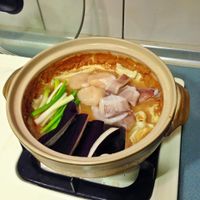 冰箱剩菜變身~日式海味土手鍋~