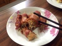 花生醬金菇菜培根卷