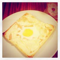 【超簡單】雞蛋火腿起司土司