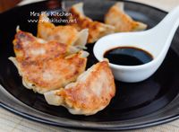 金黃脆底日式煎餃