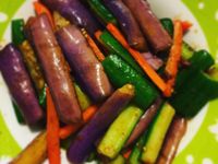 廣達香肉醬炒茄子