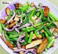 【厚生廚房】芹菜炒豆干