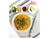 黃咖哩醬煮清邁咖哩麵