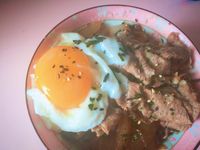《簡易牛肉丼》