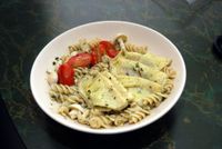 青醬蛋餃義大利麵