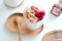 莓果脆片優格-簡單做優格