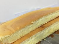 一大盤的古早味蛋糕