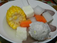 ㄚ曼達的廚房~蘿蔔玉米湯