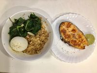 高蛋白「頭好壯壯鮭魚藜麥糙米飯」615卡