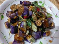 かにの乾拌紫茄