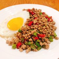 打拋豬 Pad Krapow Moo