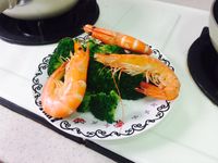 水煮花椰菜佐鮮蝦