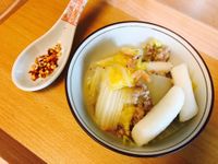 暖心：清甜大白菜肉末年糕煮