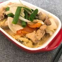 『暖胃湯品』雞腿肉蔬菜亂炖