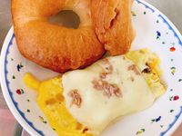 金黃色貝果早午餐🌽🍳🧀