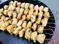 一上桌就搶光：一口大小雞肉串小丸子