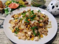 鮪魚罐頭炒洋蔥豆腐丁