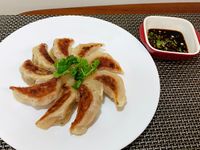 手工高麗菜豬肉水餃