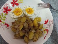 烘烤马铃薯和不成功的溏心蛋😜