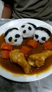 可愛的熊貓雞腿咖哩
