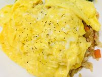 黃金流沙蛋包飯
