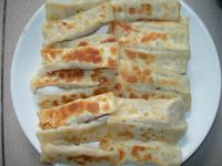 紅麴高麗菜韭黃兩吃法(水煮跟鍋貼)