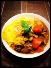 日式歐姆牛肉咖哩-【ペコペコ深夜食堂】