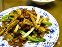 簡單的下酒菜-魷魚抄豆干