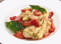 【快樂EVERYDAY】麵拖雞柳草莓醬