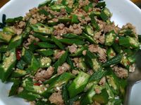 肉碎秋葵