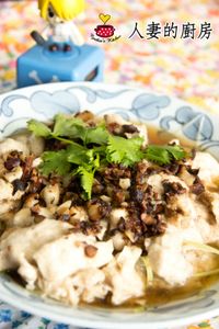人妻的廚房--香蔥黑鼓悶雞
