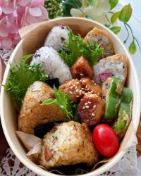 日式飯糰便當（紫蘇、味噌、豆皮）