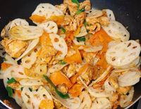 檸檬雞肉片炒蓮藕