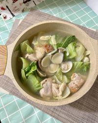 刈菜蛤蜊蒜頭雞湯