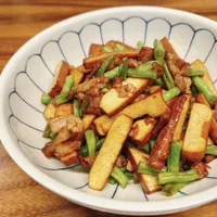 蒜香肉絲四季豆炒豆干