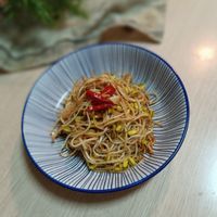 辣味油燜黃豆芽