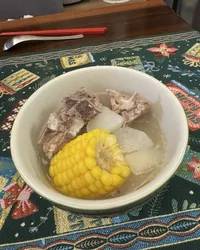 玉米蘿蔔排骨湯